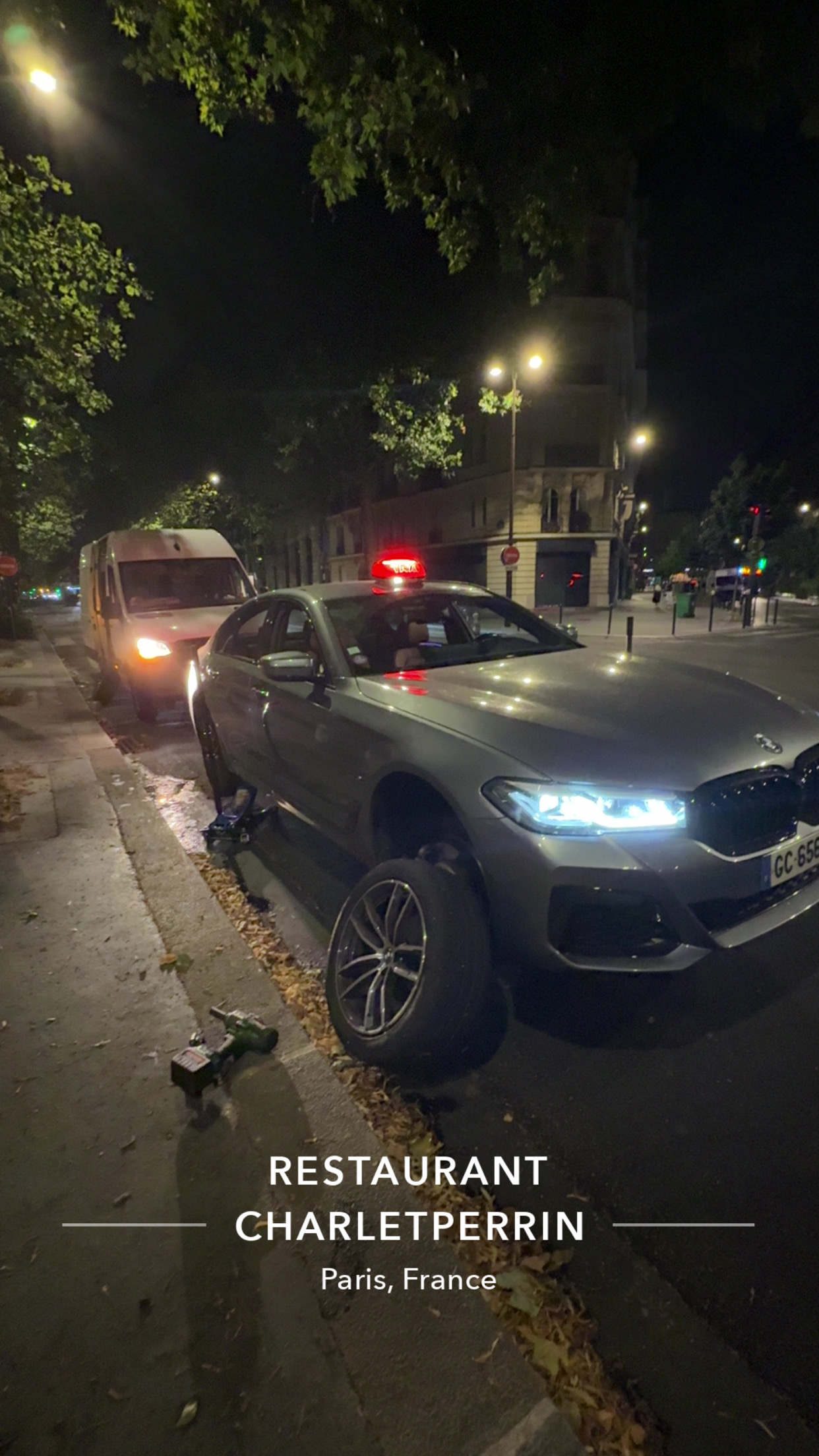 Intervention SOS Pneu IDF sur un véhicule